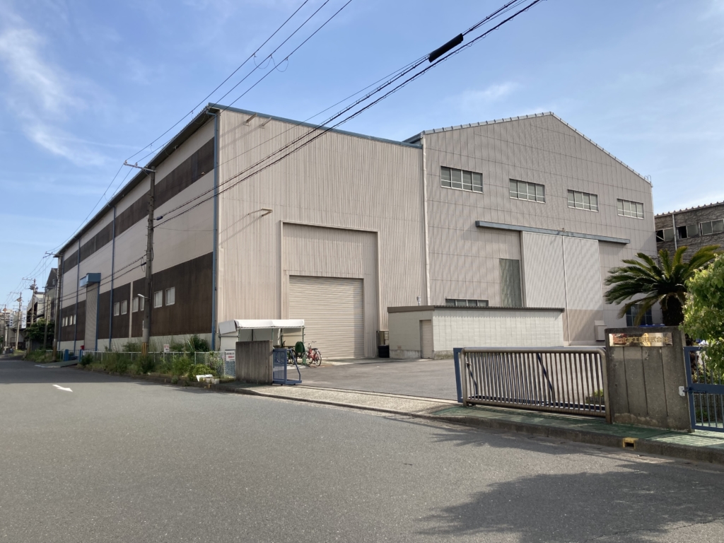 南港第二工場_関西最大級ブラスト設備保有の塗装会社テム化学工業