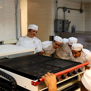 Formech-and-the-french-pastry-school