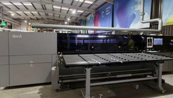 McGowans Print社内にあるdurstマシン