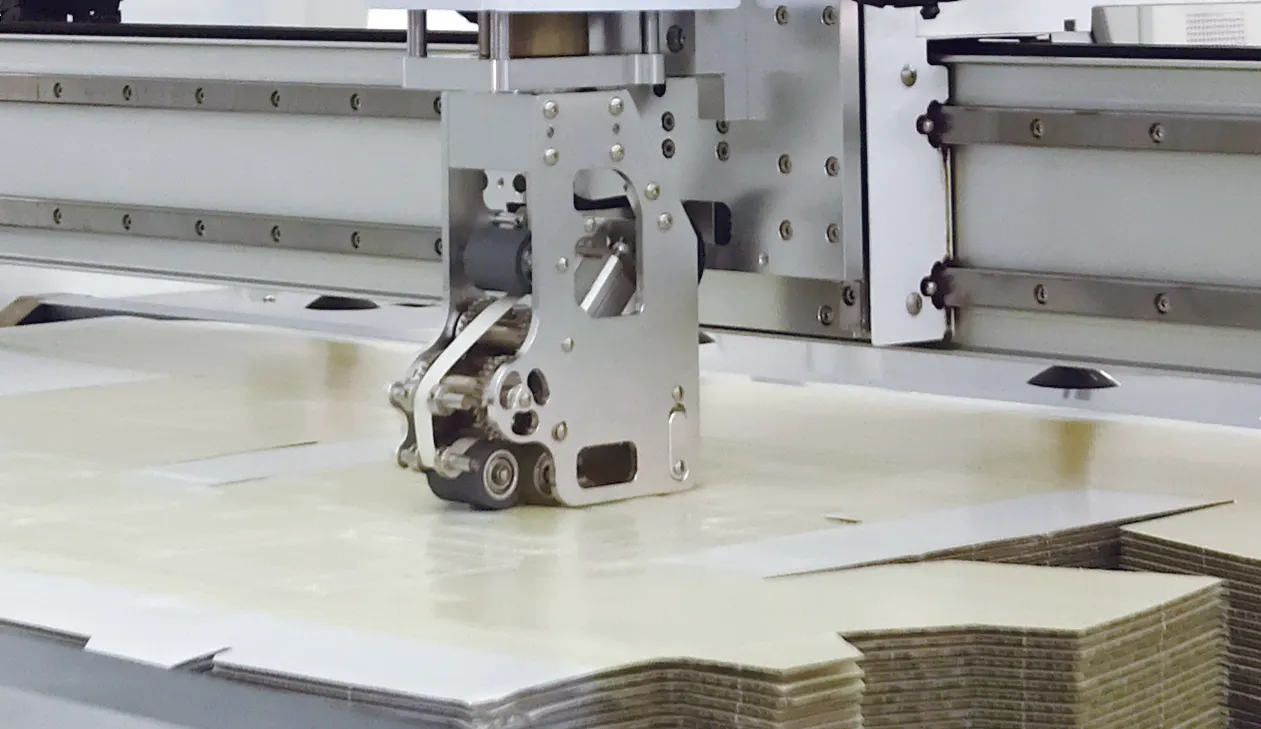 ヘッドオプション テープを貼るATL