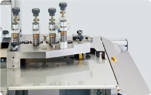 日本製図器工業が販売するフルオート対応・高性能自動刃曲げ加工機 COILMATEpro