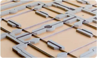 日本製図器工業が販売するエントリーレベルのウォーターラバーカッティングマシンでカッティングした後の資材