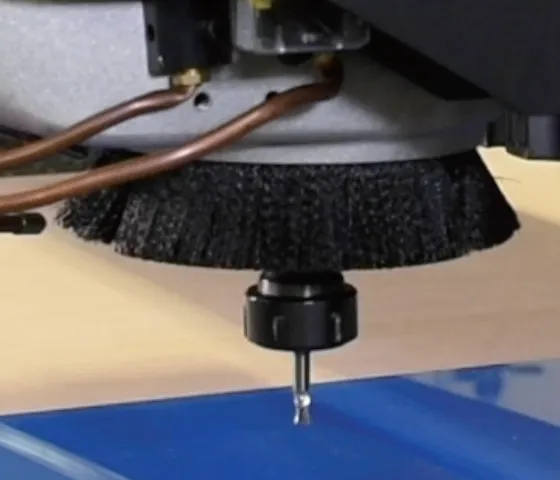 MultiCAM APEX3R evoのアクティブ集塵ダクト