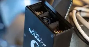 Kongsberg ボード専用のスタッカー、フィーダーオプションのi-BF/i-MSのアンダーカメラによる位置合わせ