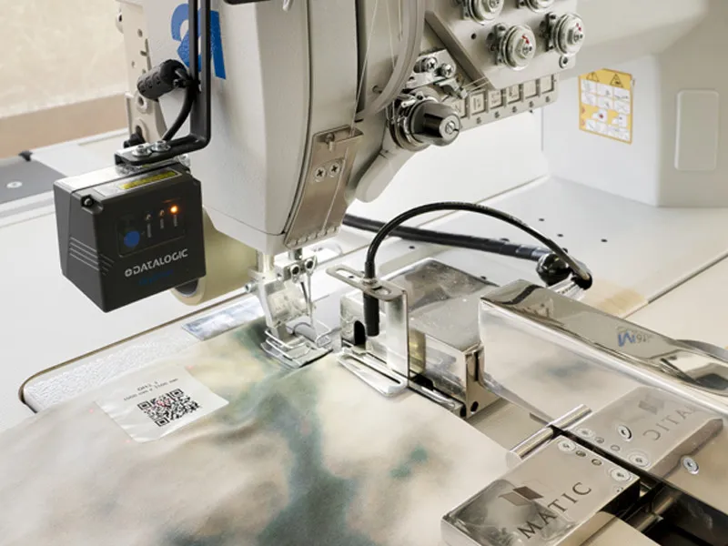 Matic Cronos4.0 テキスタイル加工中の様子