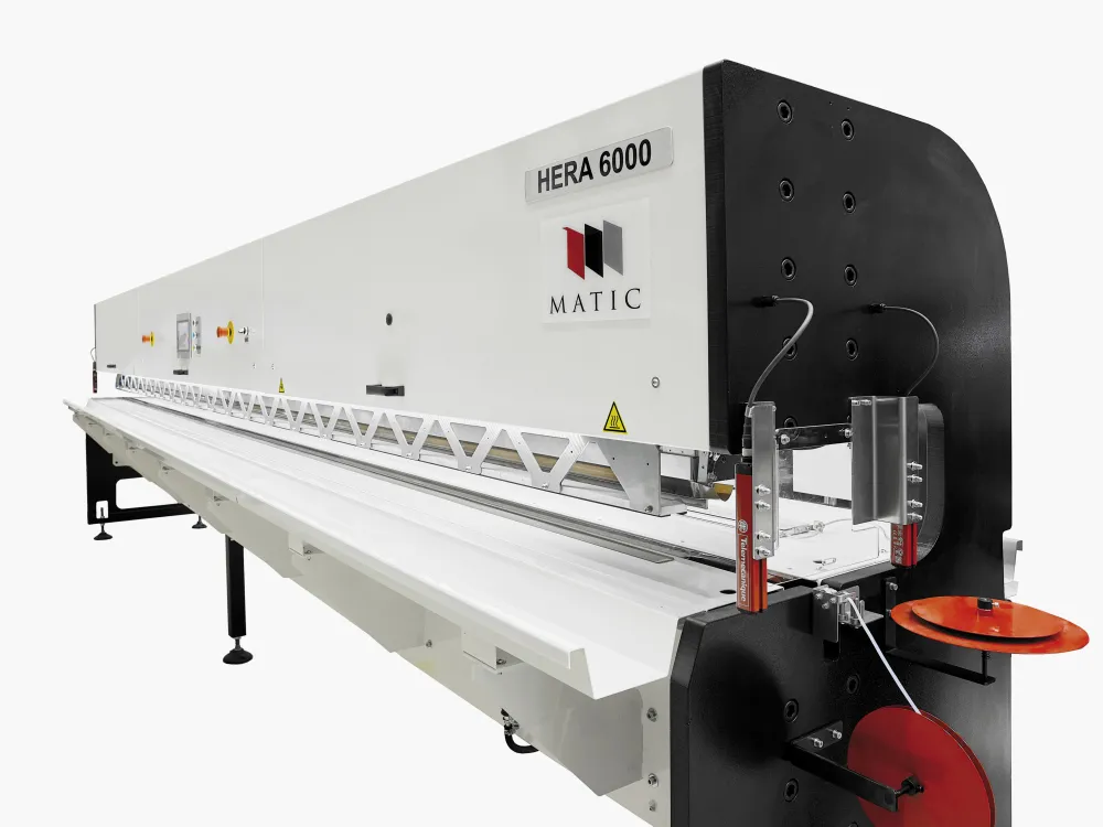 Matic Hera 全体製品画像 斜めから