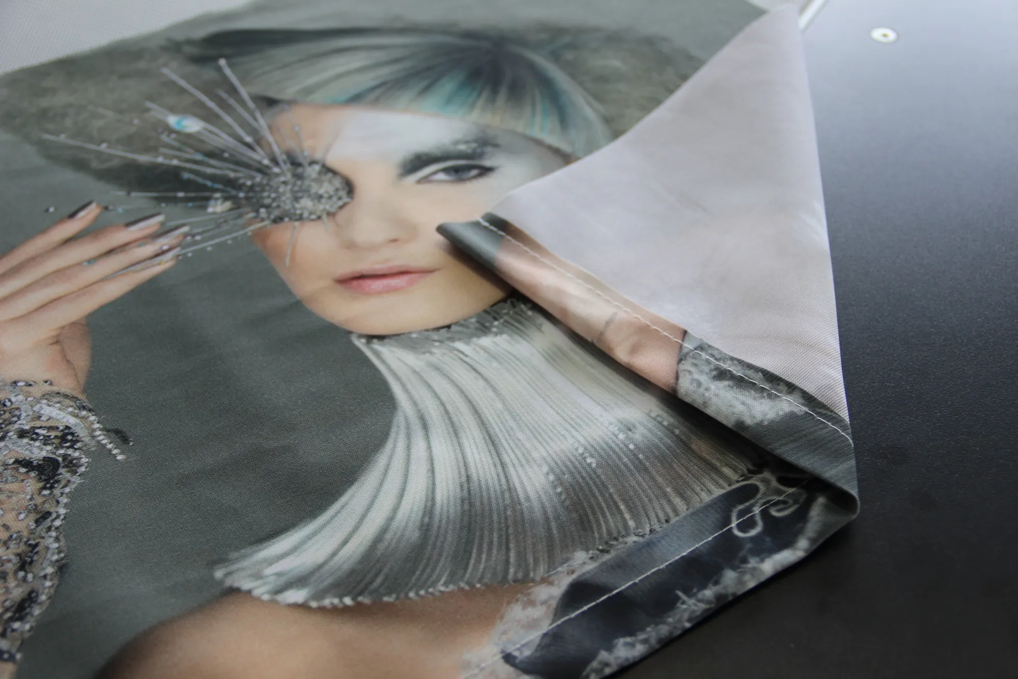 Matic Cronos Sewing System 加工後のテキスタイル