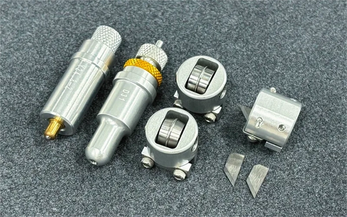 NS-X Automation 2種類のナイフと各種ピッチ幅の罫線駒