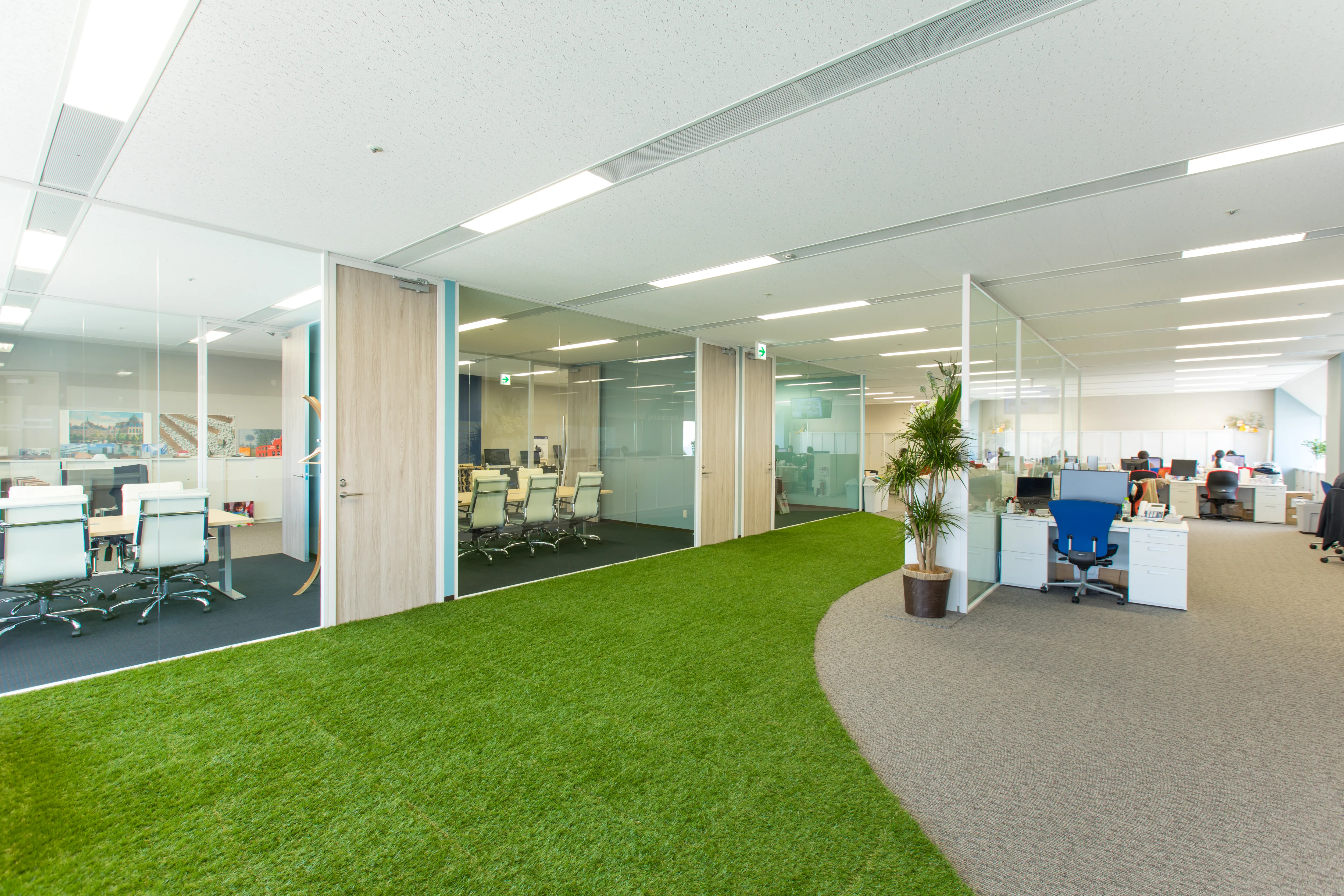 日本製図器工業_リクルートサイト_NSK_会社_オフィス