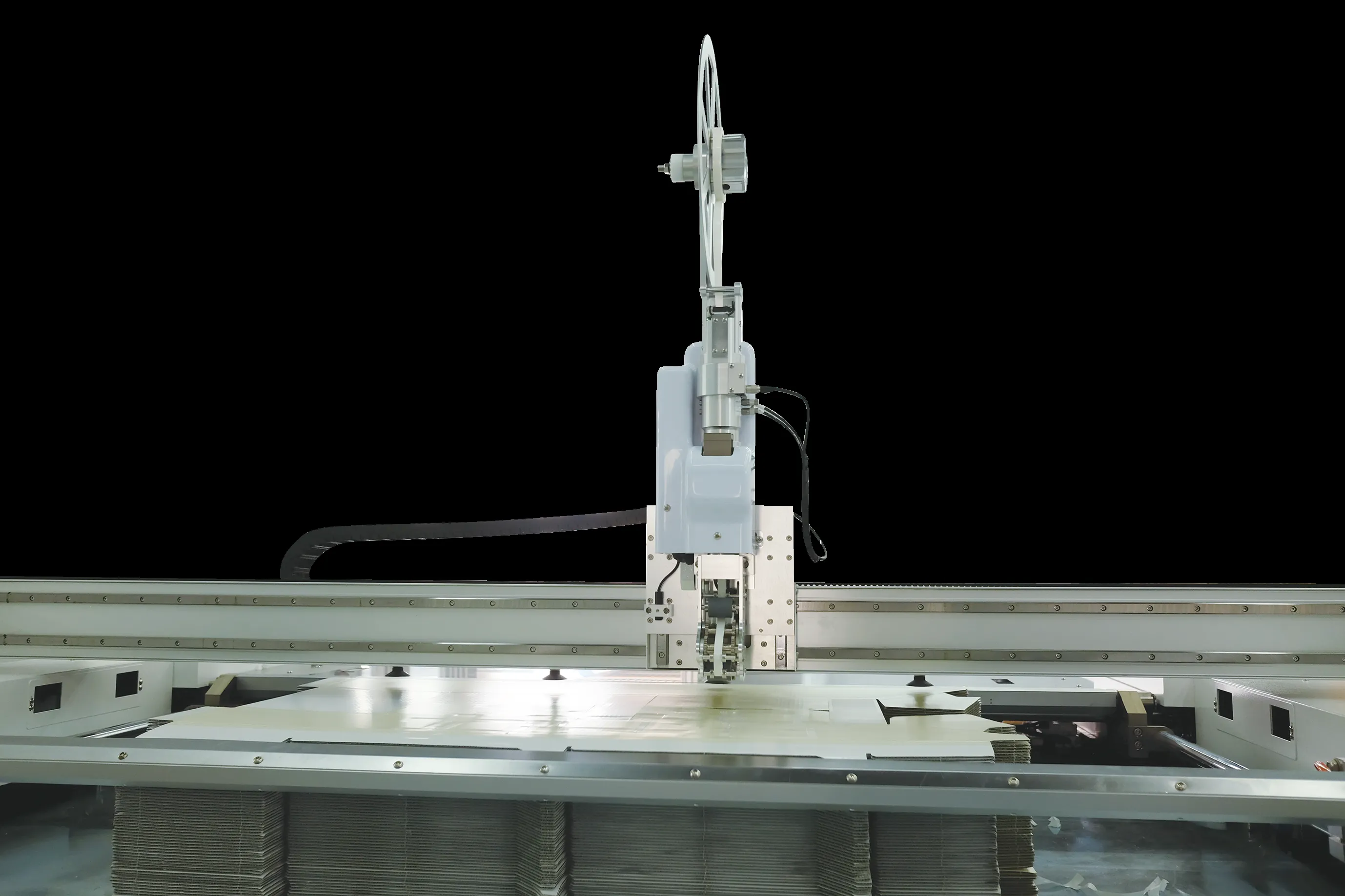 ATLがテープを貼っている様子