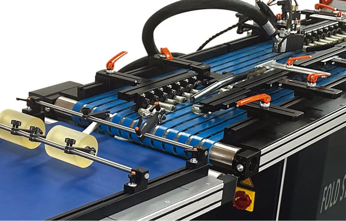 様々なモジュールを付与している様子