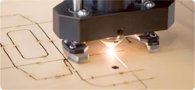 日本製図器工業が販売するELCEDEのレーザー加工