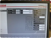 日本製図器工業が販売するELCEDEのタッチスクリーン
