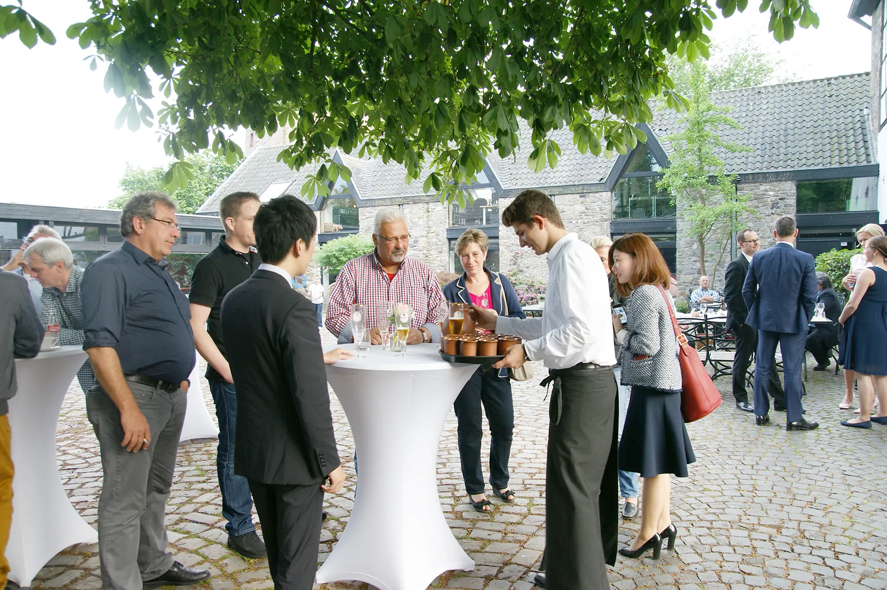 日本製図器工業_NSK_リクルートサイト_海外出張